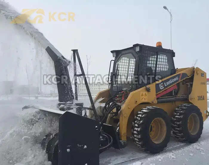 抛雪机